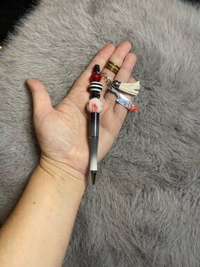 Decorative Red White and Black Kids Keychain Pen with Tassel